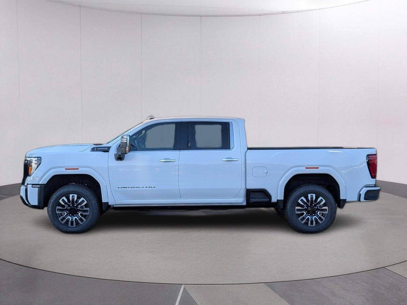 New 2026 Summit White GMC Denali Ultimate image 2