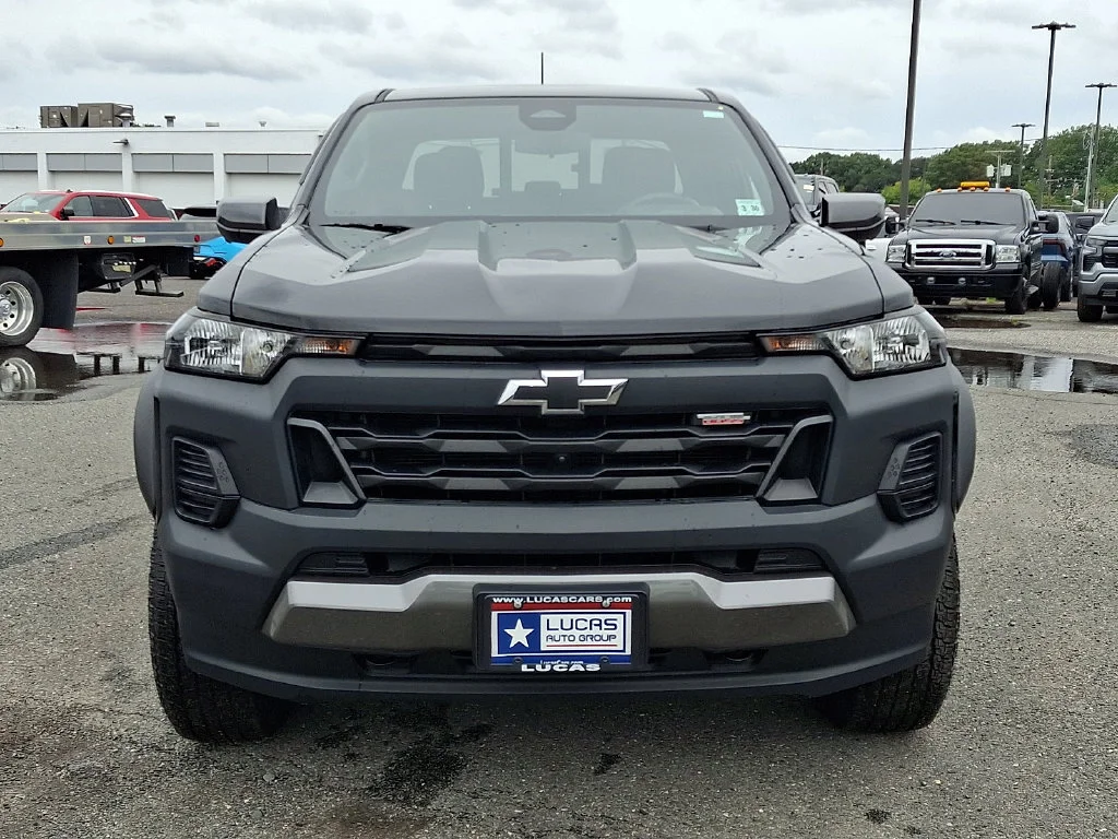 Used 2025 Black Chevrolet Trail Boss image 4