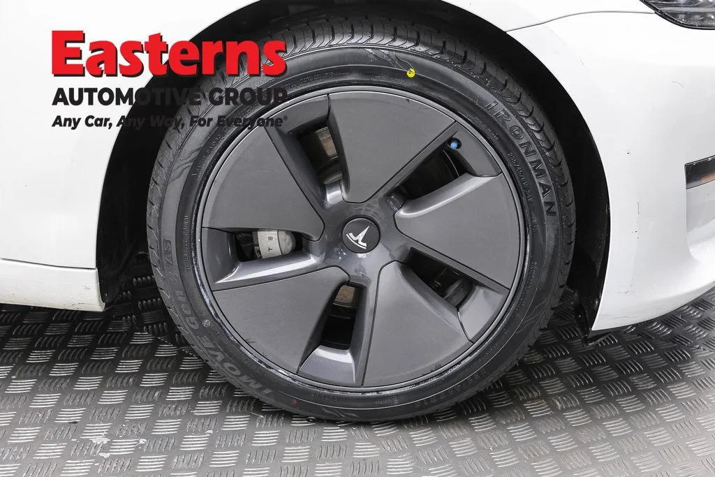 Used 2023 White Tesla Base image 26