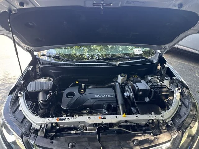 Used 2018 Silver Chevrolet Premier image 31