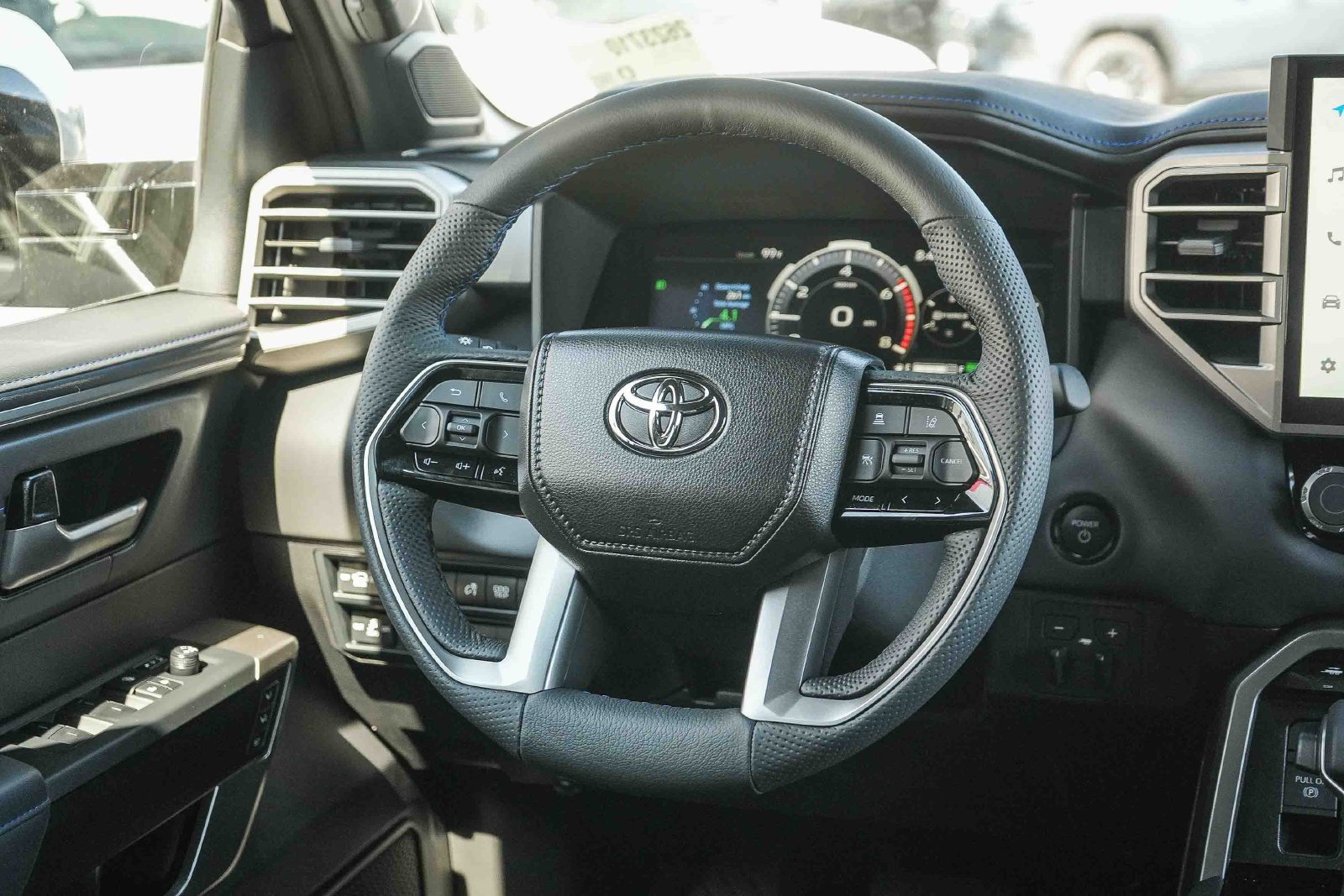New 2026 Celestial Silver Metallic Toyota  Platinum image 21