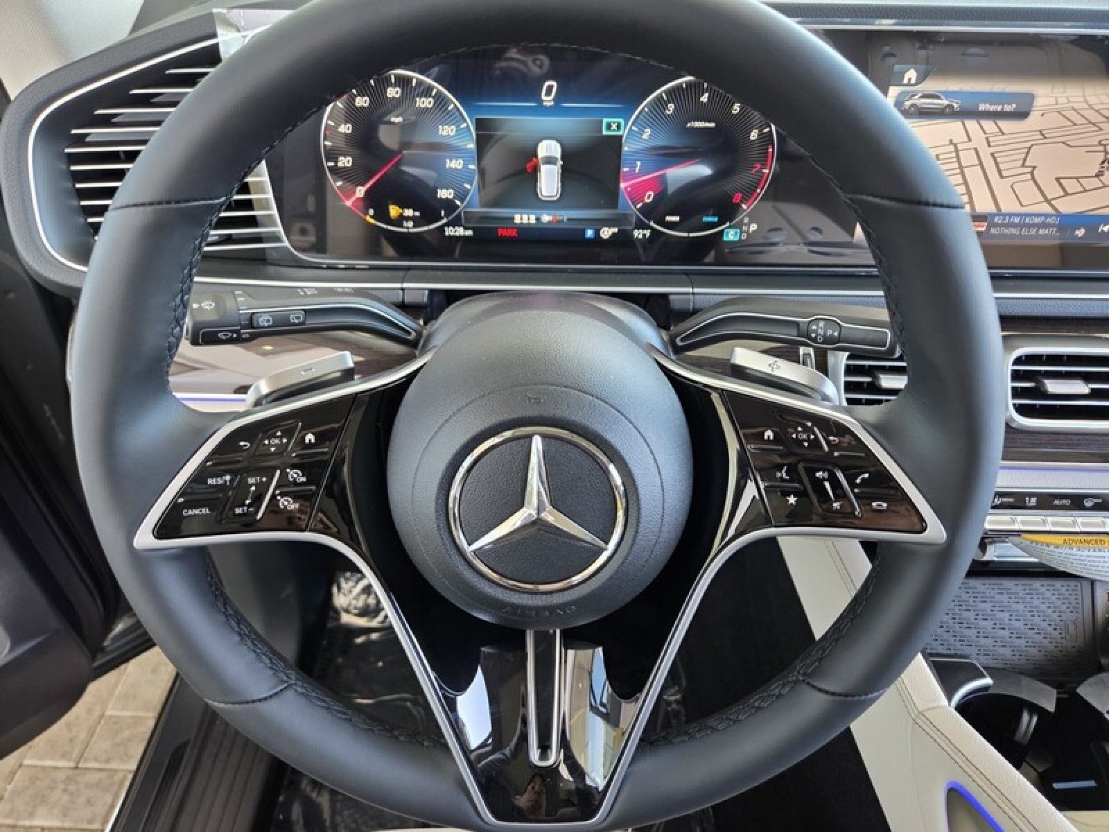 New 2026 Selenite Grey Metallic Mercedes-Benz GLE 350 4MATIC® SUV image 22