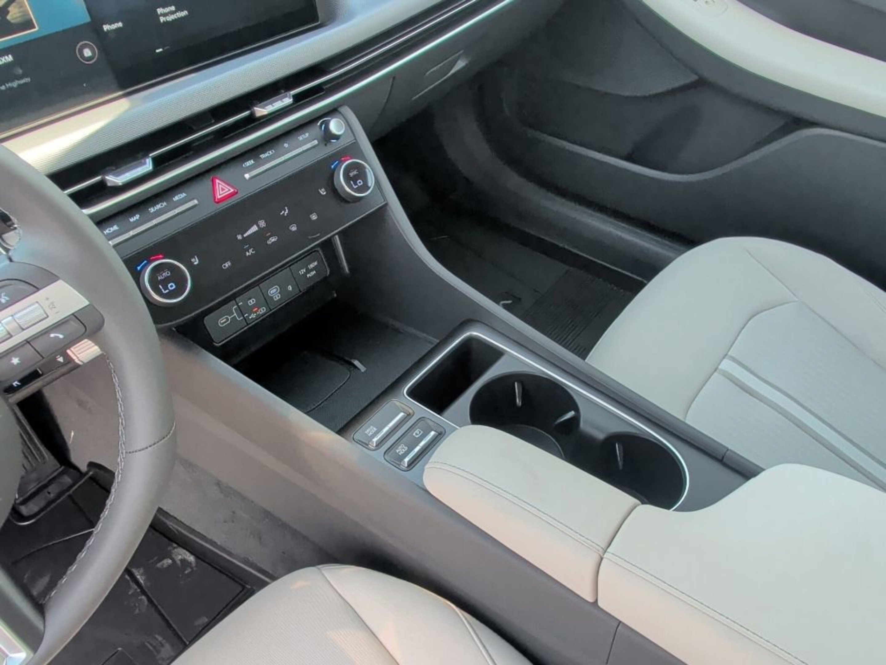 New 2026 Abyss Black Hyundai SEL Sport image 31