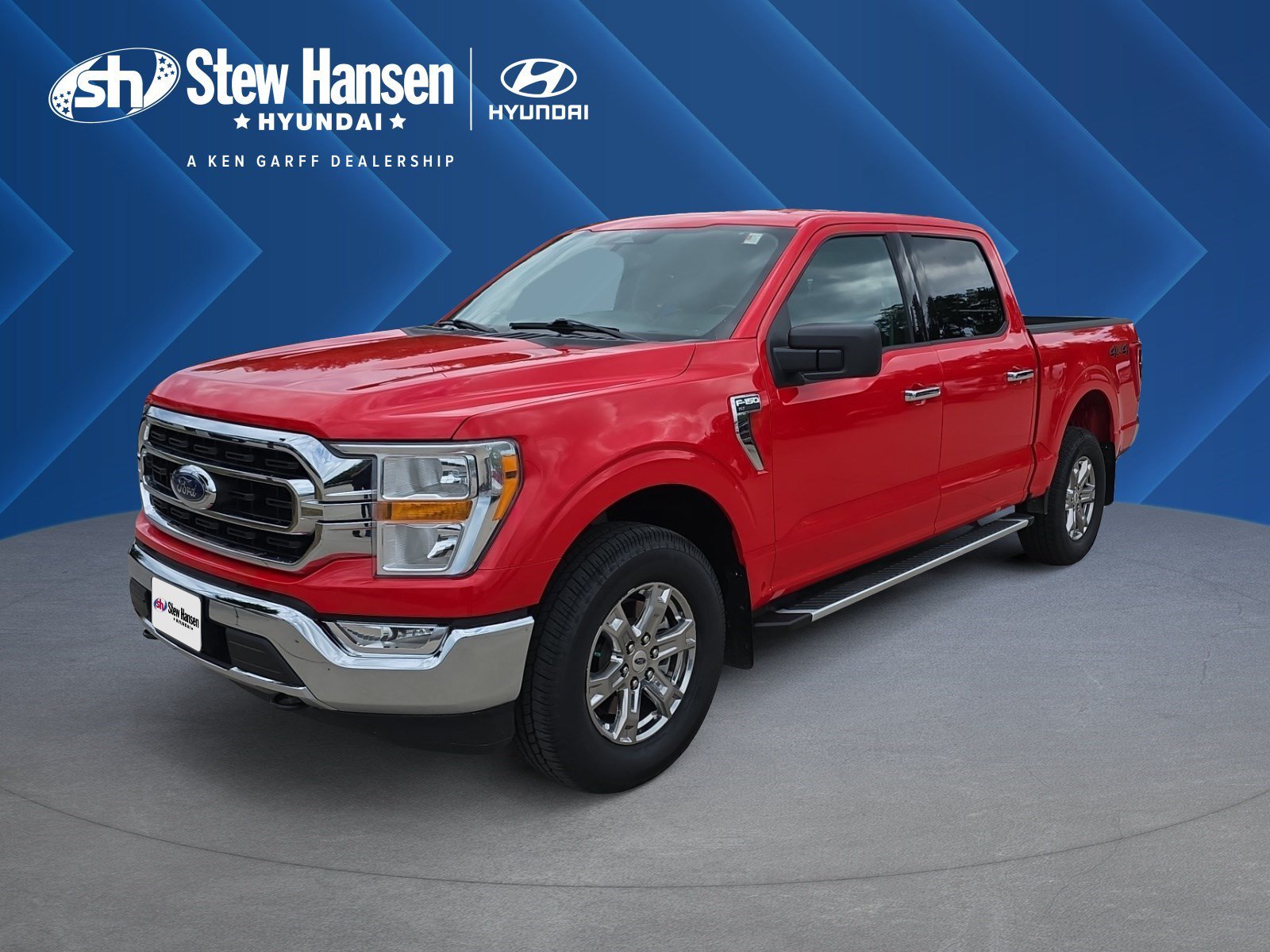 Used 2022 Race Red Ford XLT image 1