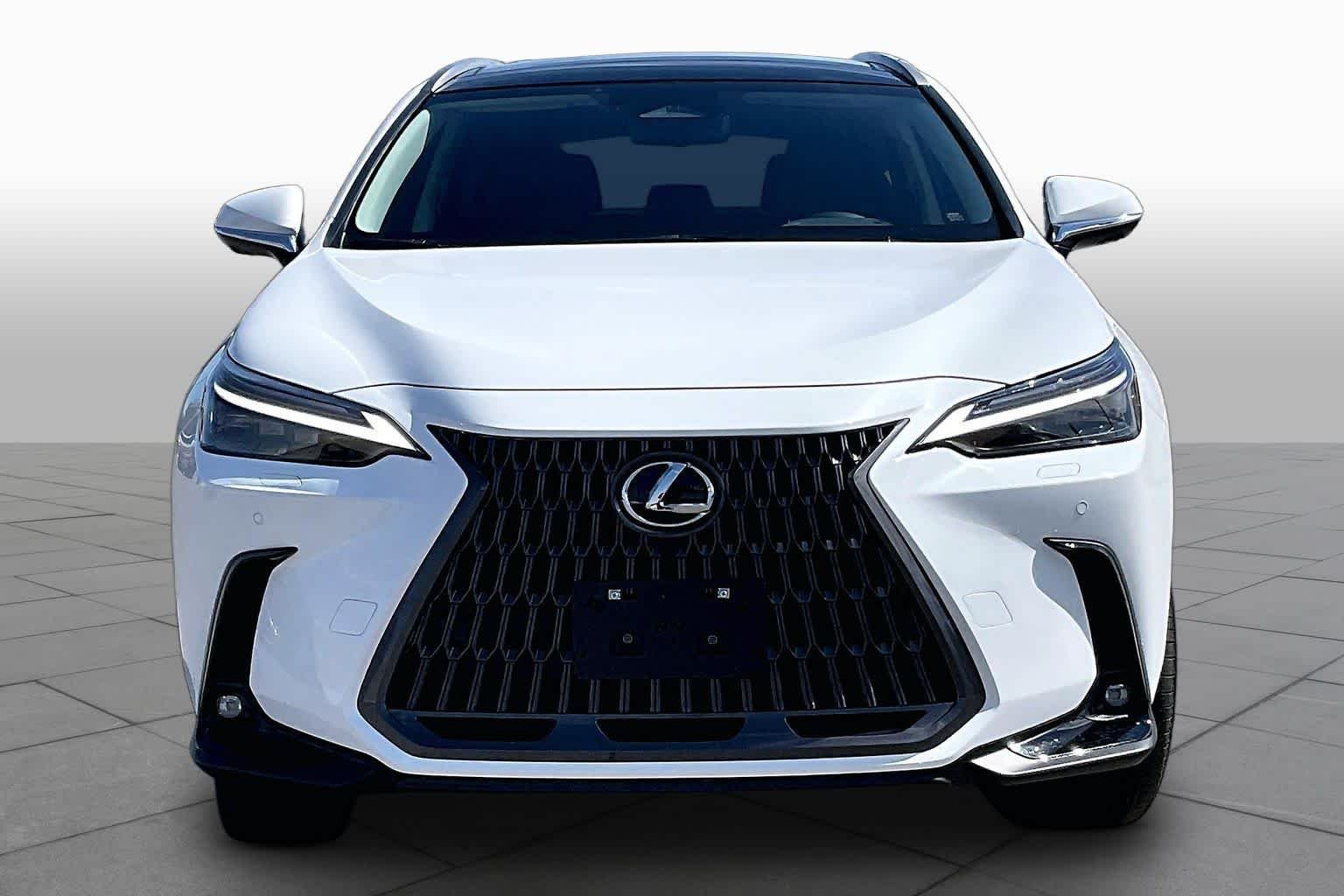 Used 2026 WHITE NOVA GLASS FLAKE Lexus Luxury image 4
