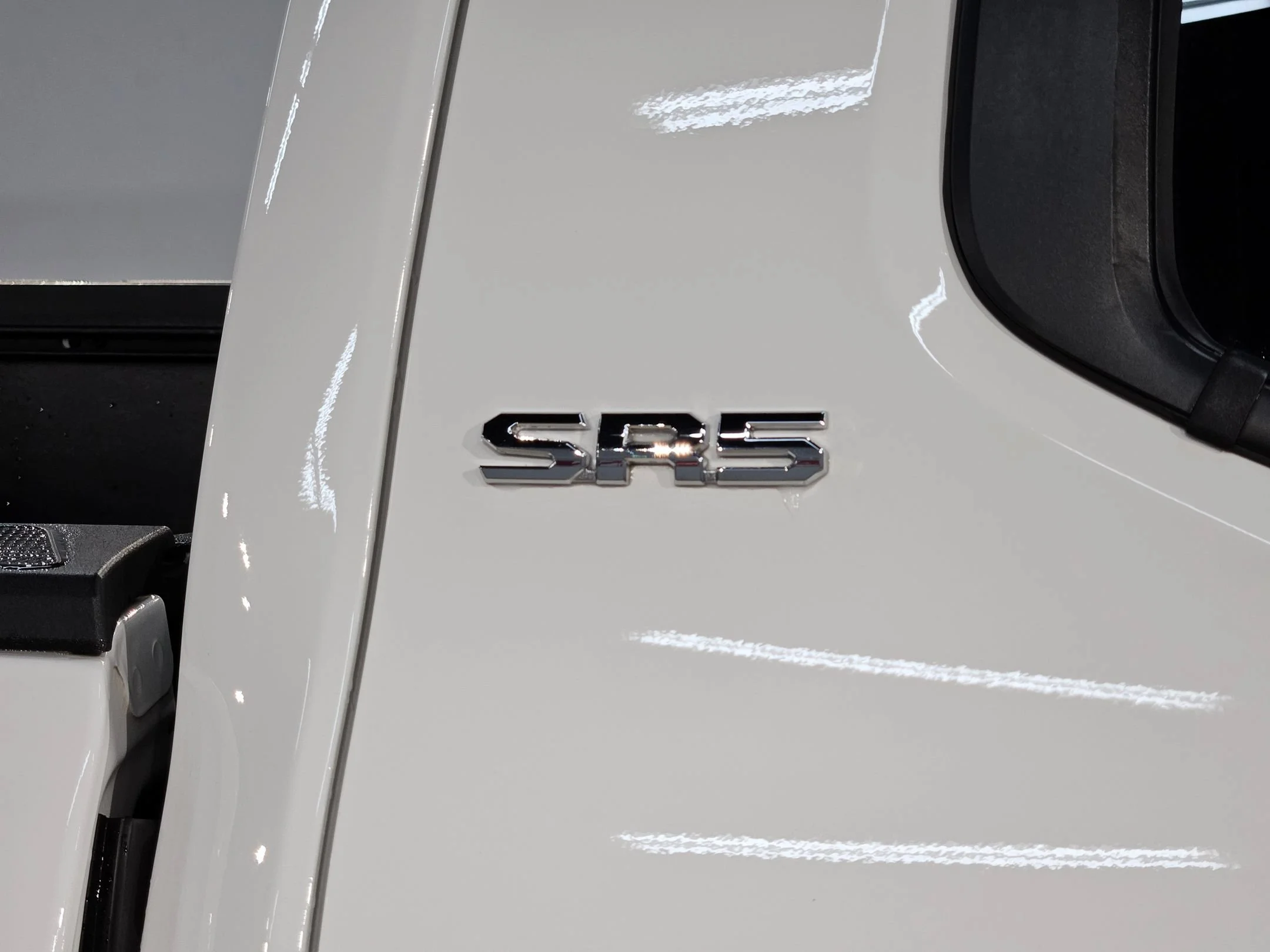 Used 2025 Ice Cap Toyota SR5 image 36