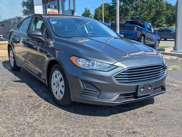 2019 Ford Fusion S