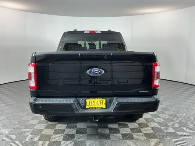 Used 2022 Black Ford Lariat image 5