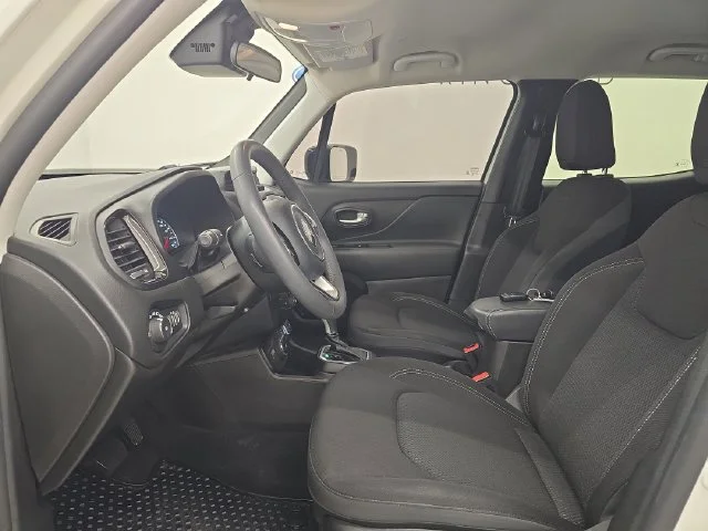 Used 2023 Alpine White Clearcoat Jeep Altitude image 19