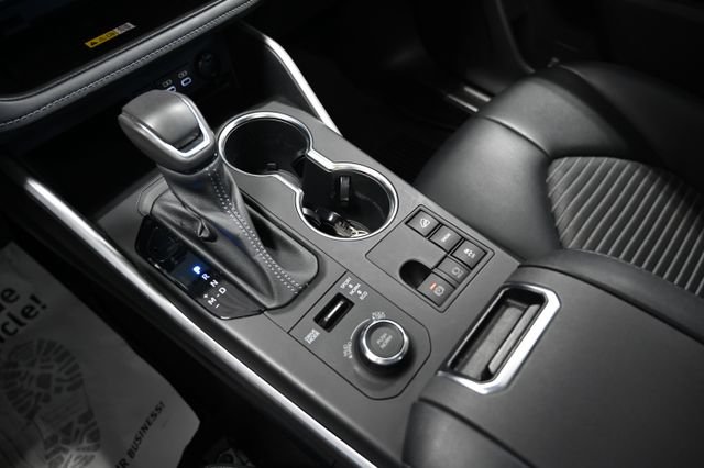 2023 Toyota Highlander XSE - Photo 19