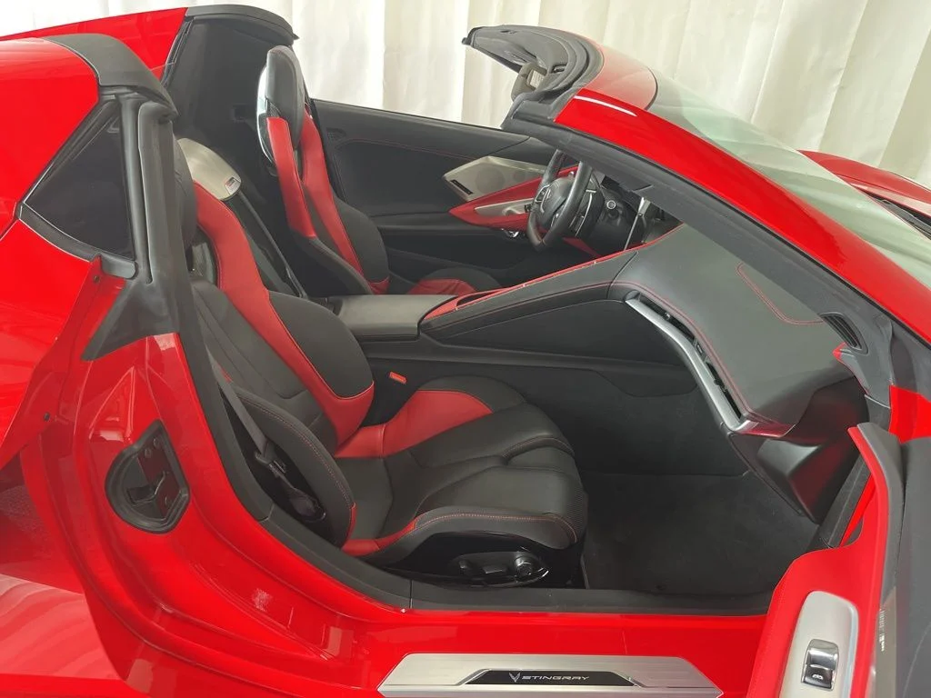 Used 2022 Red Chevrolet Stingray image 20