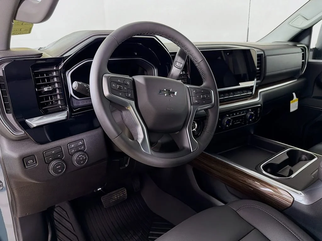 New 2026 Cypress Gray Chevrolet LT image 9