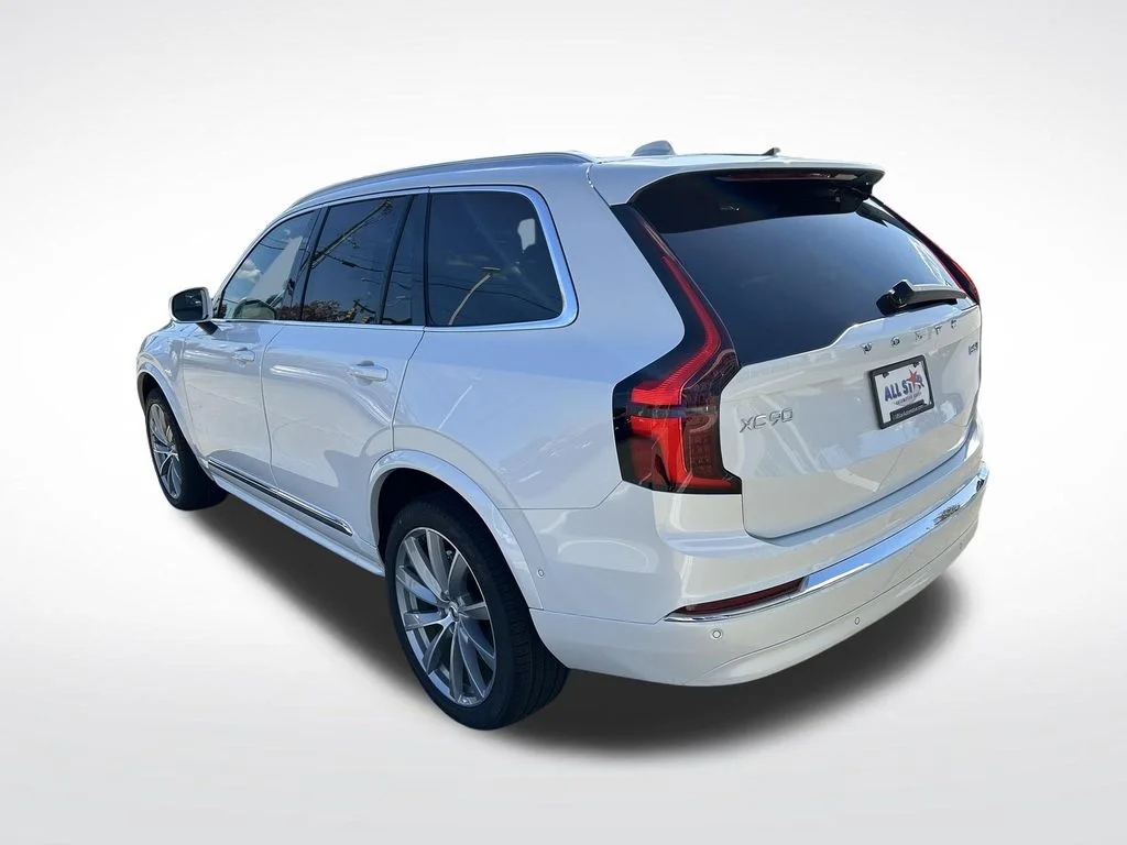 2026 Volvo XC90 Plus - Photo 6