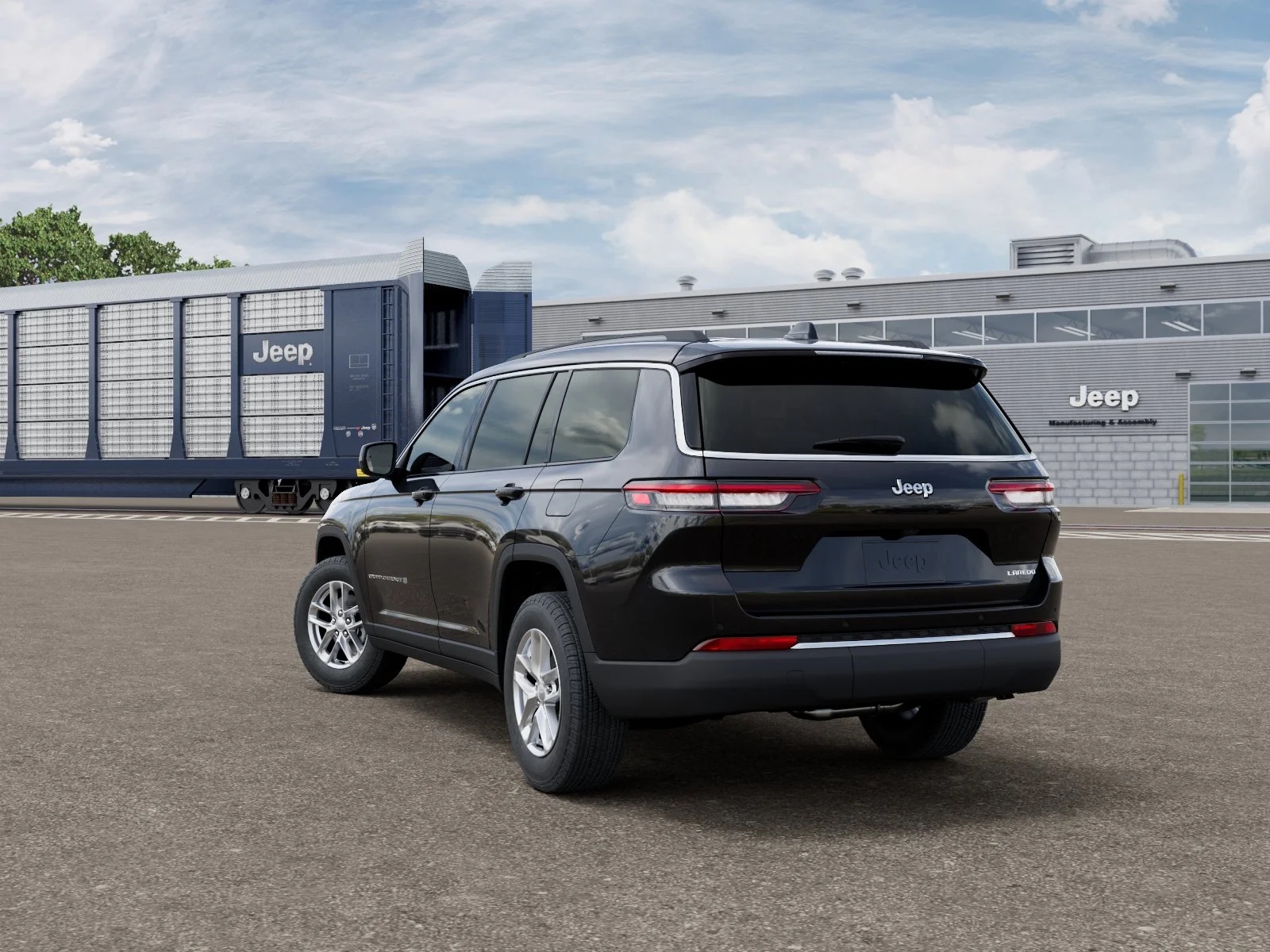 New 2026 Diamond Black Crystal Pearl-Coat Exterior Paint Jeep Laredo image 4