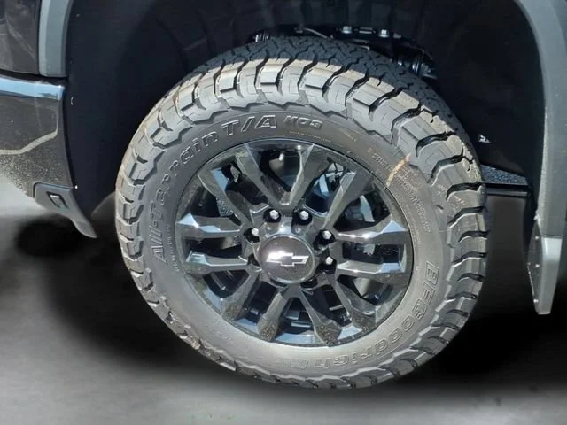 New 2026 Black Chevrolet LT image 15