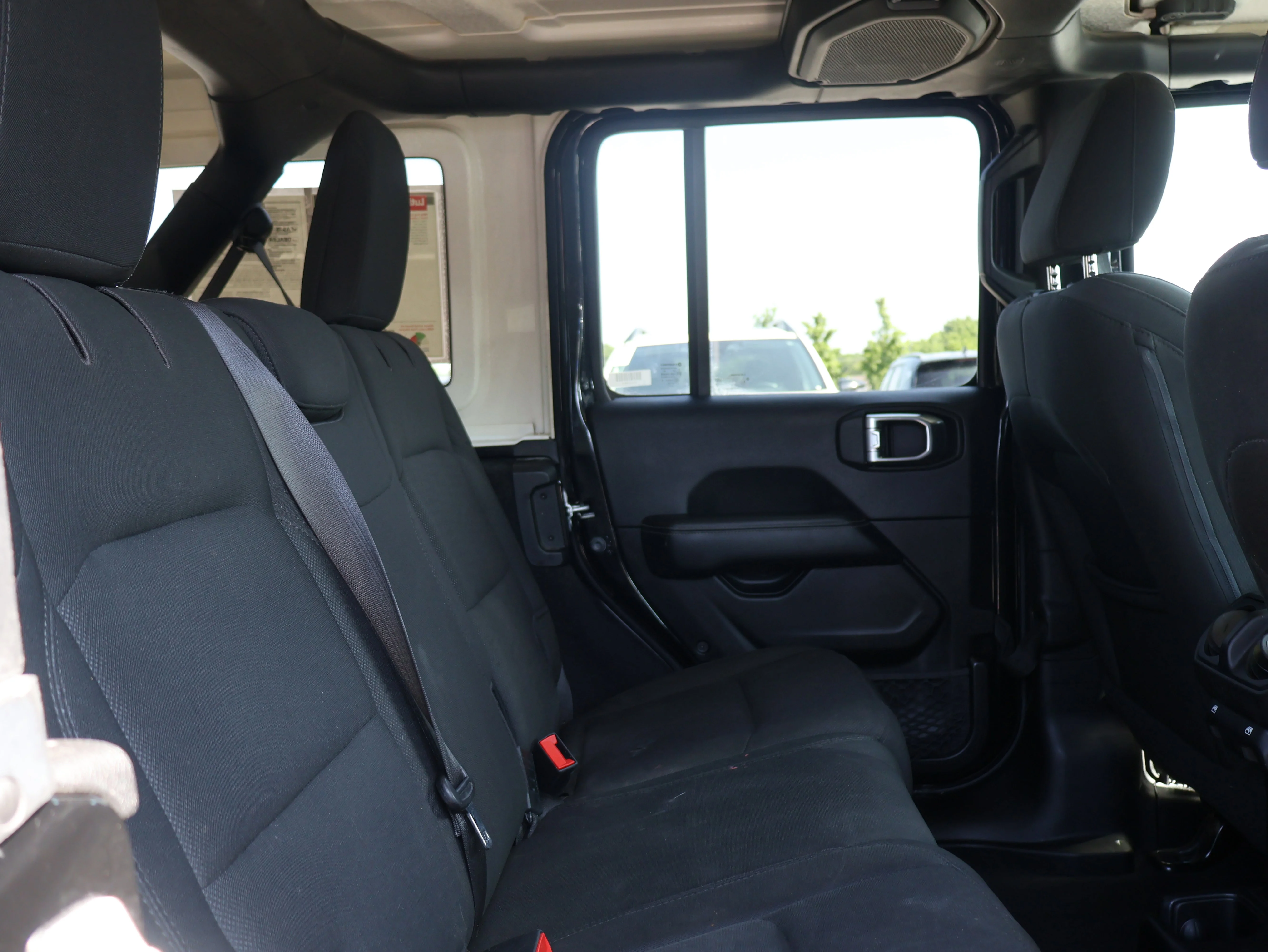 Used 2019 Black Clearcoat Jeep Sahara image 12