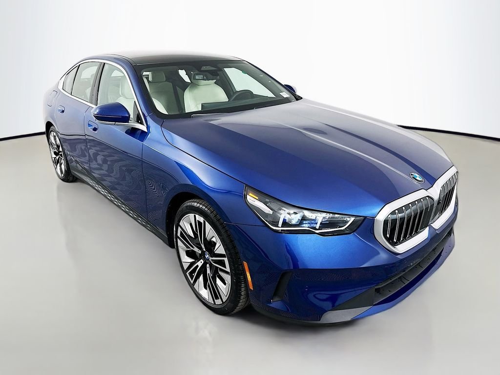 Used 2026 Phytonic Blue Metallic BMW 530i image 3