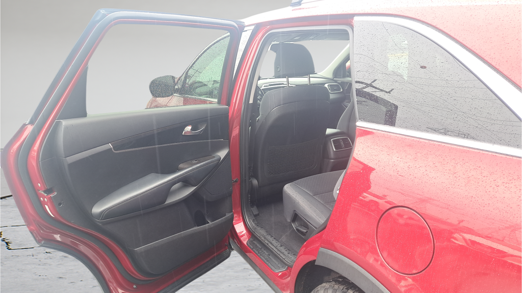 Used 2018 Red Kia LX image 11