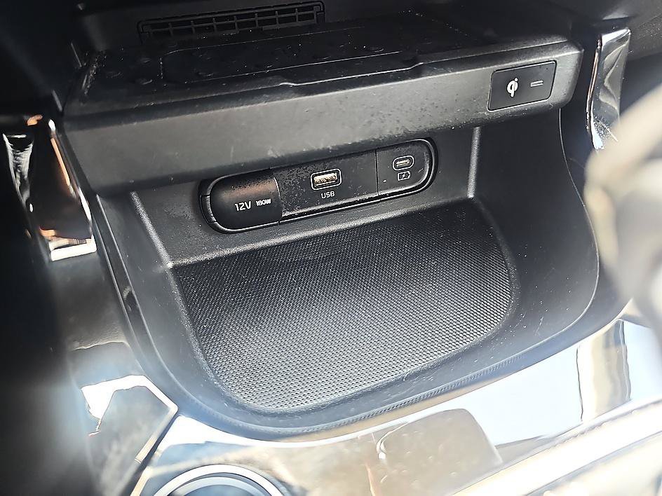 Used 2024 Pluton Blue/Black Roof Kia SX AWD image 25