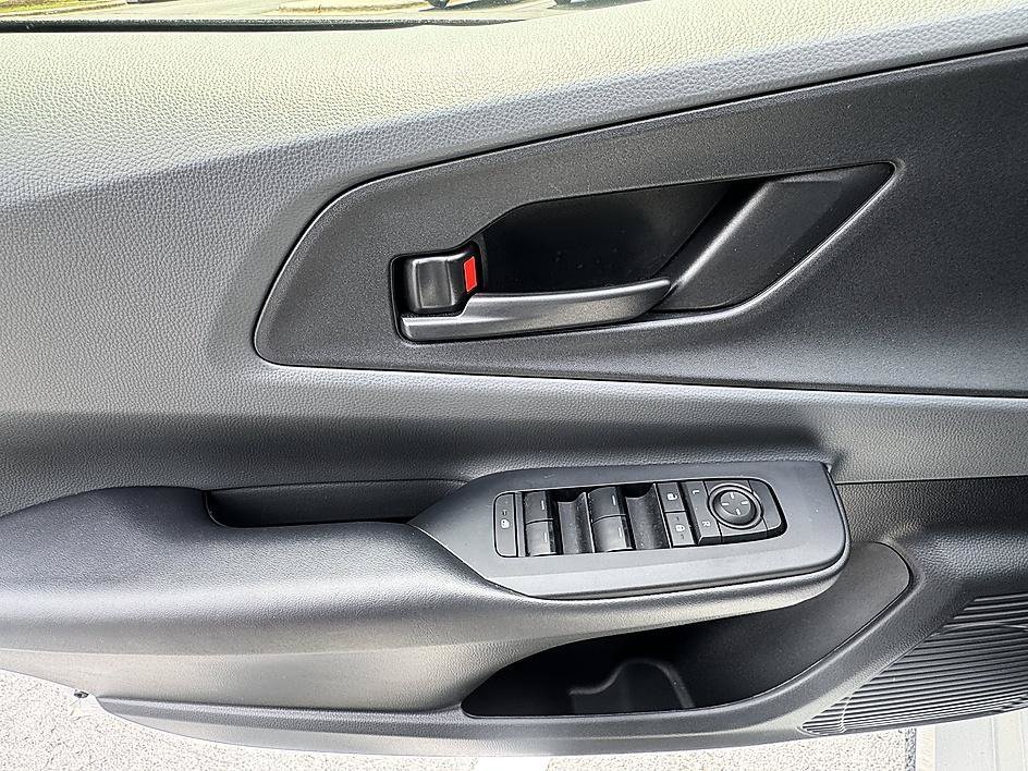 Used 2025 Wind Chill Pearl Toyota LE image 9