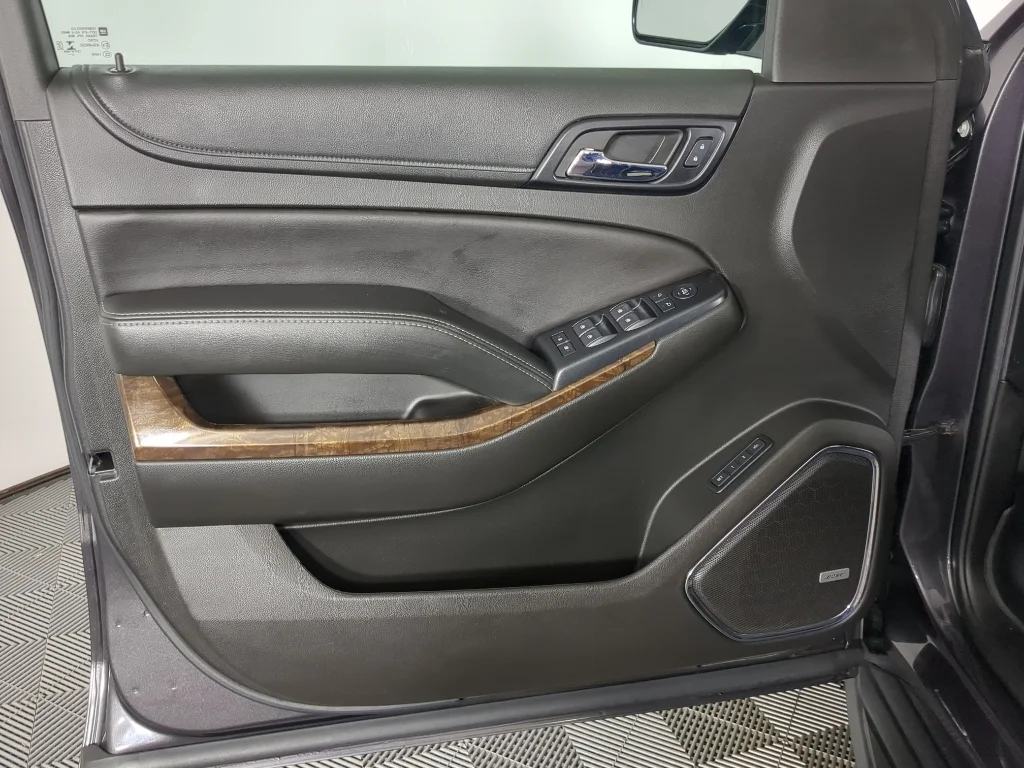 Used 2018 Tungsten Metallic Chevrolet LT image 11