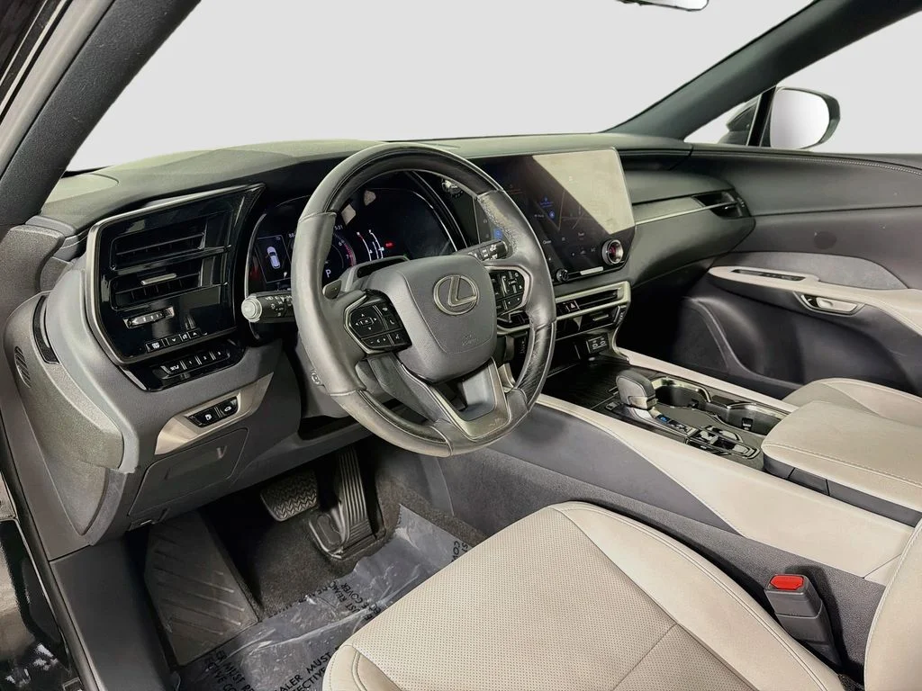 Used 2024 Black Lexus 350 Premium image 9