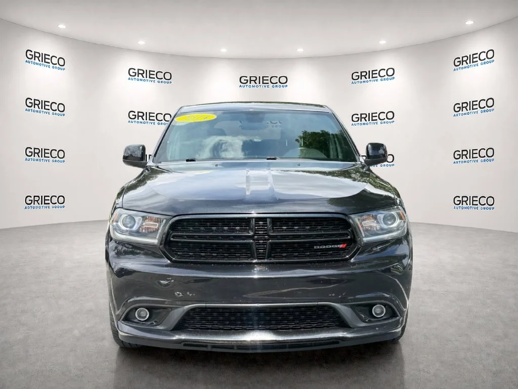 Used 2014 Black Dodge SXT image 2
