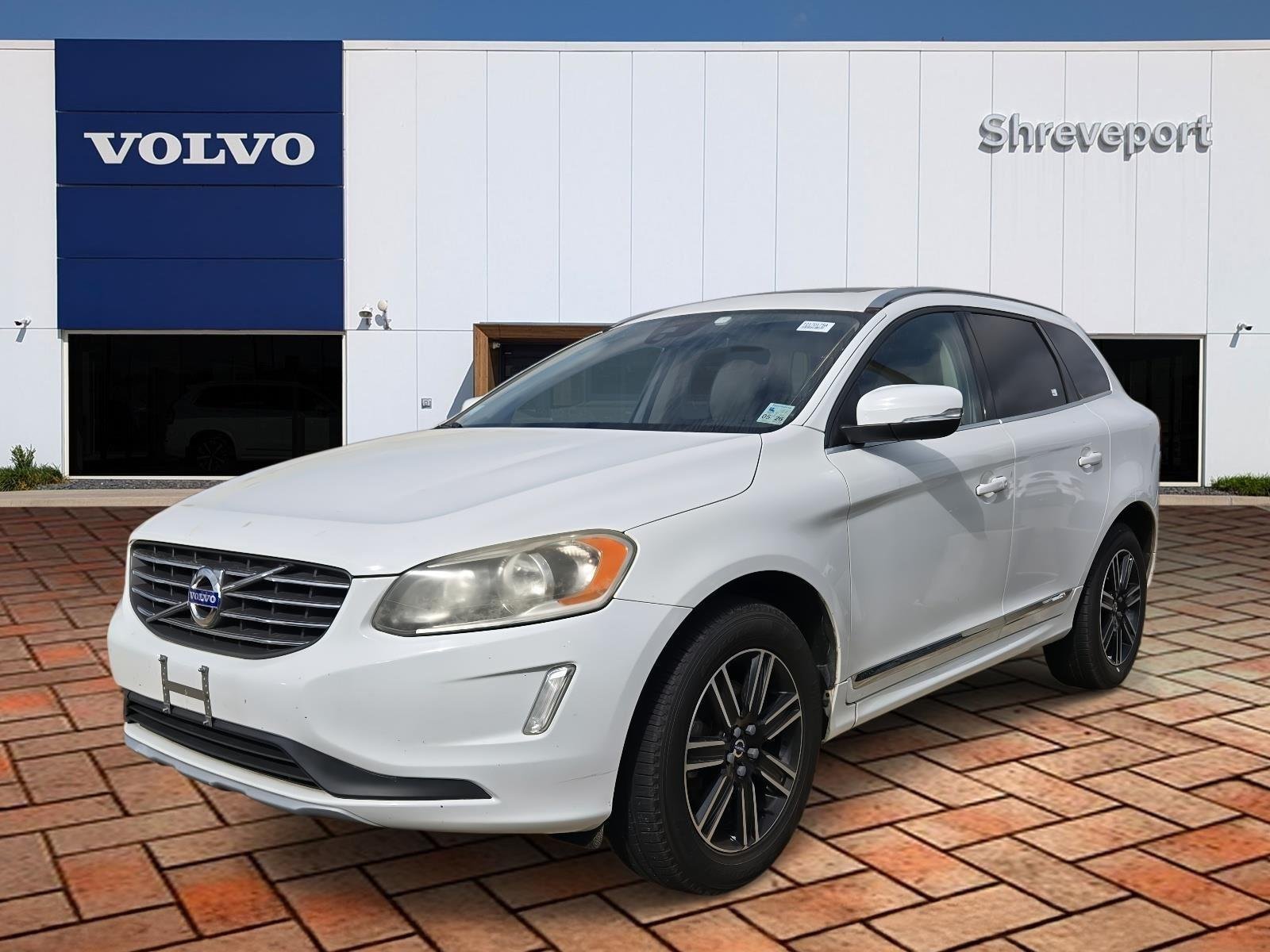 2016 Volvo XC60 Premier