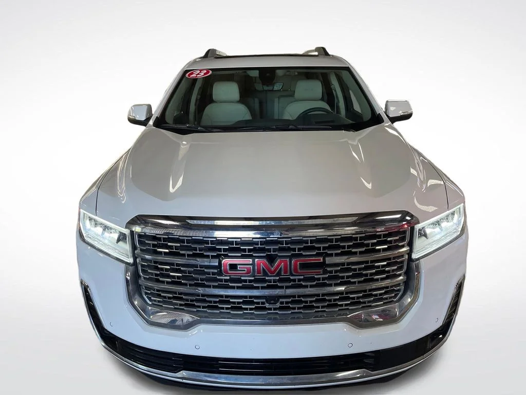 Used 2023 White GMC Denali image 9
