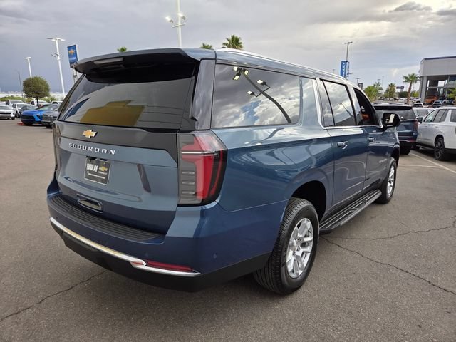 2025 Chevrolet Suburban LS - Photo 6