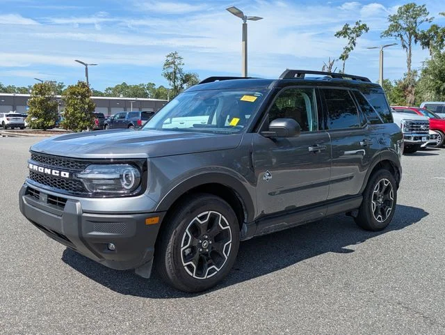 Used 2025 Carbonized Gray Metallic Ford Outer Banks image 7