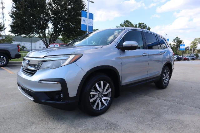 Used 2020 Lunar Silver Metallic Honda EX image 6