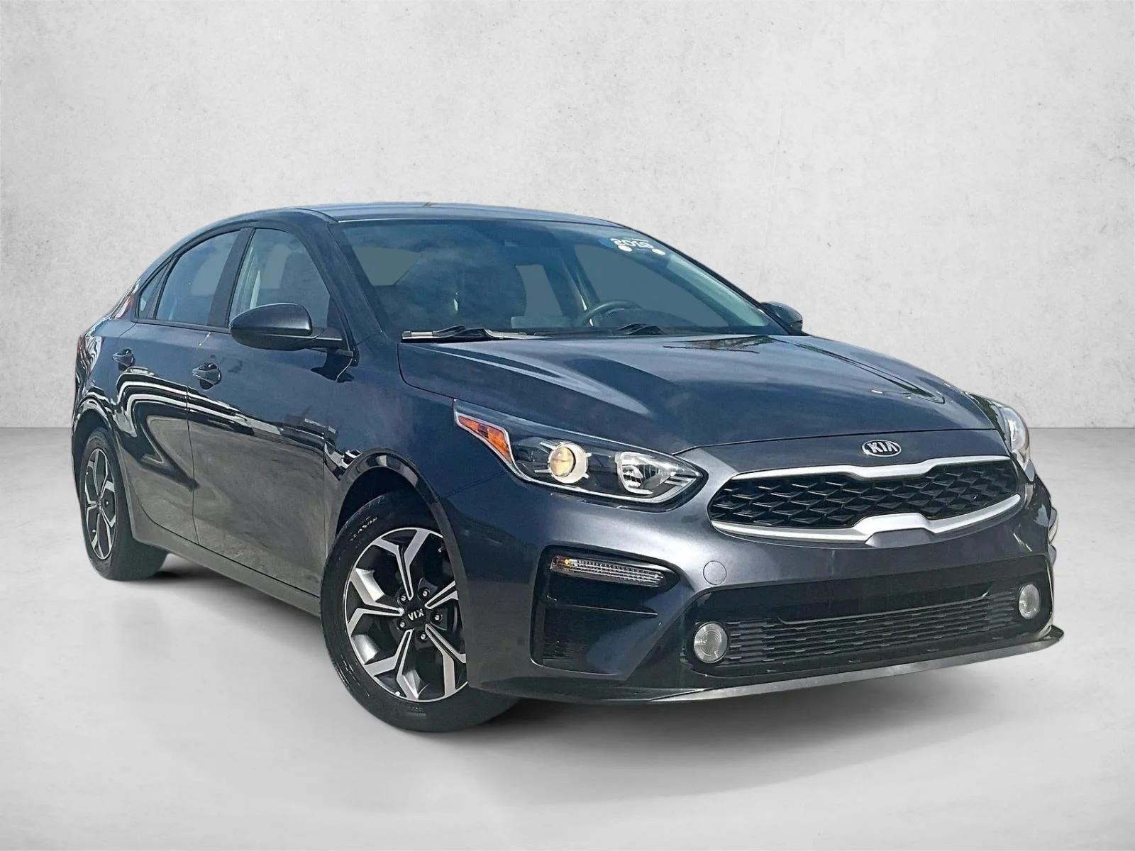 Used 2019 Gravity Grey Kia LXS image 12