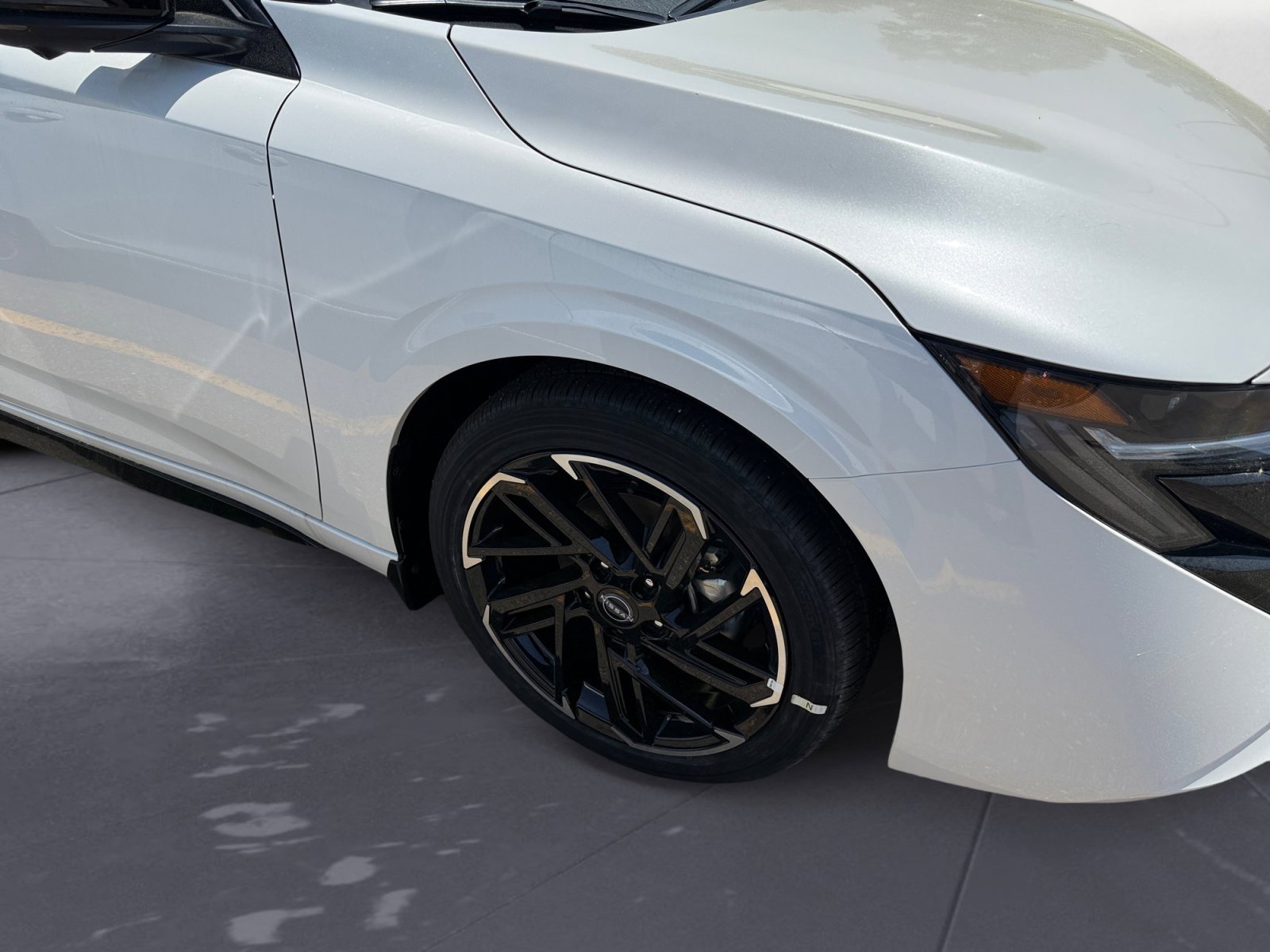 2026 Nissan Sentra SR - Photo 16