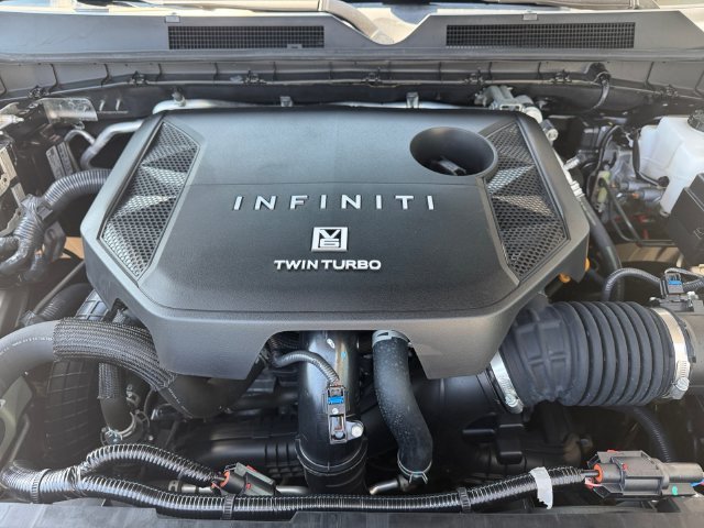 Used 2025 Silver INFINITI SENSORY image 7