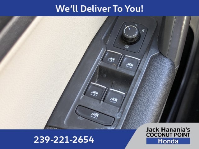 Used 2021 Blue Volkswagen 2.0T SE image 27