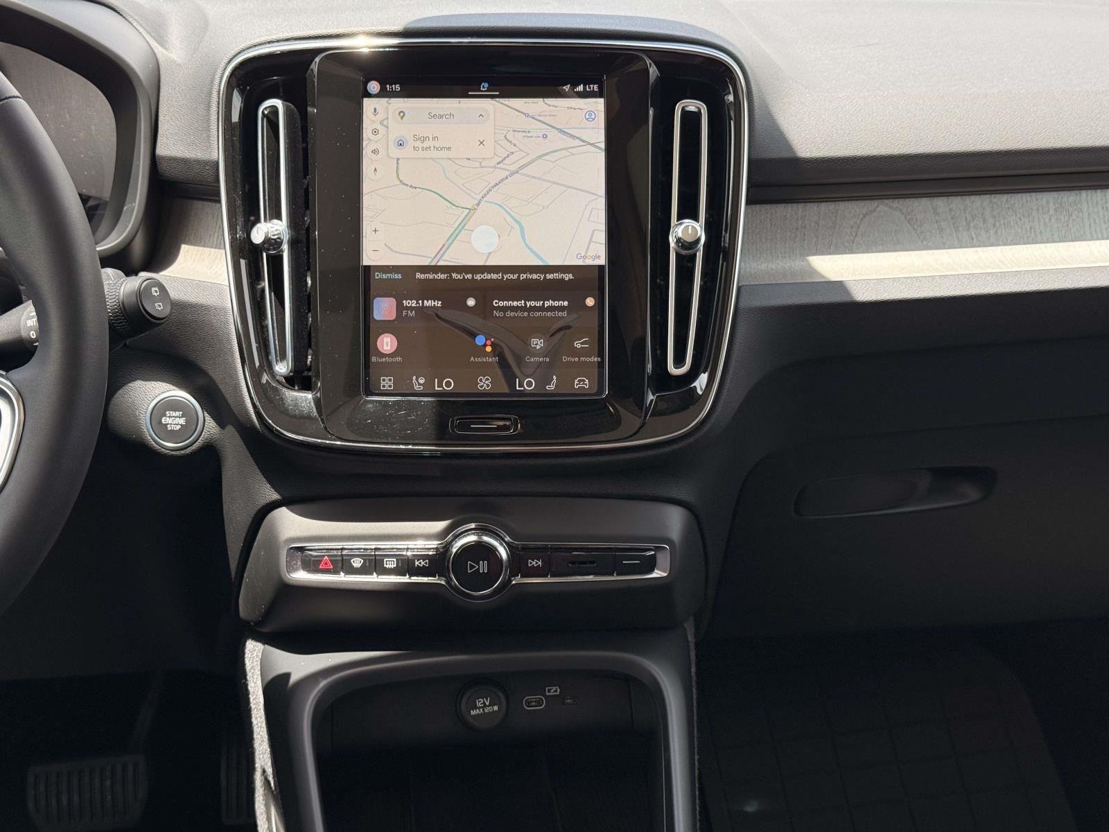 Used 2023 Silver Dawn Metallic Volvo Plus image 36
