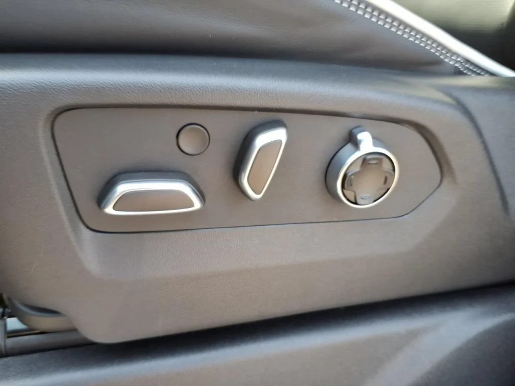2026 GMC Sierra 1500 AT4X - Photo 16