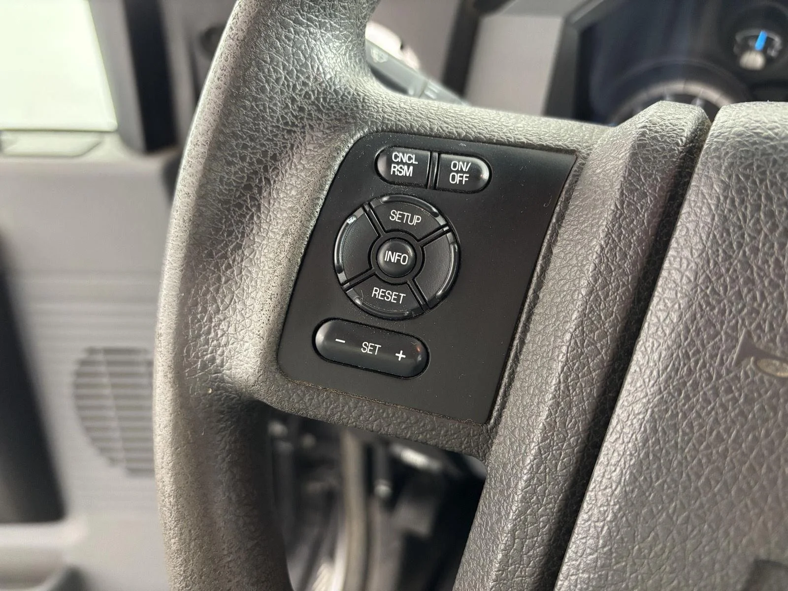 Used 2014 Sterling Gray Metallic Ford XLT image 28