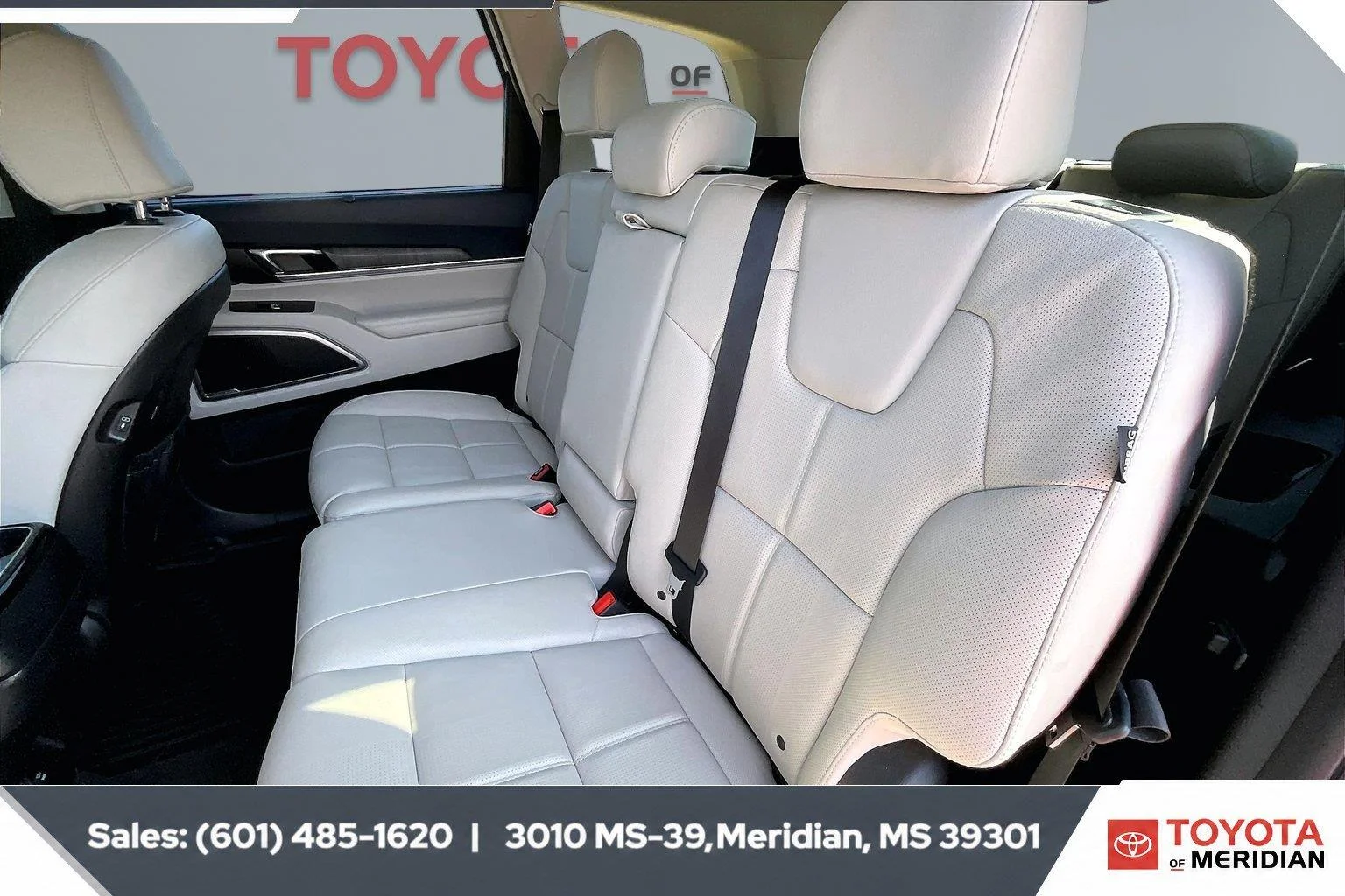 Used 2025 Glacial White Pearl Kia EX image 19