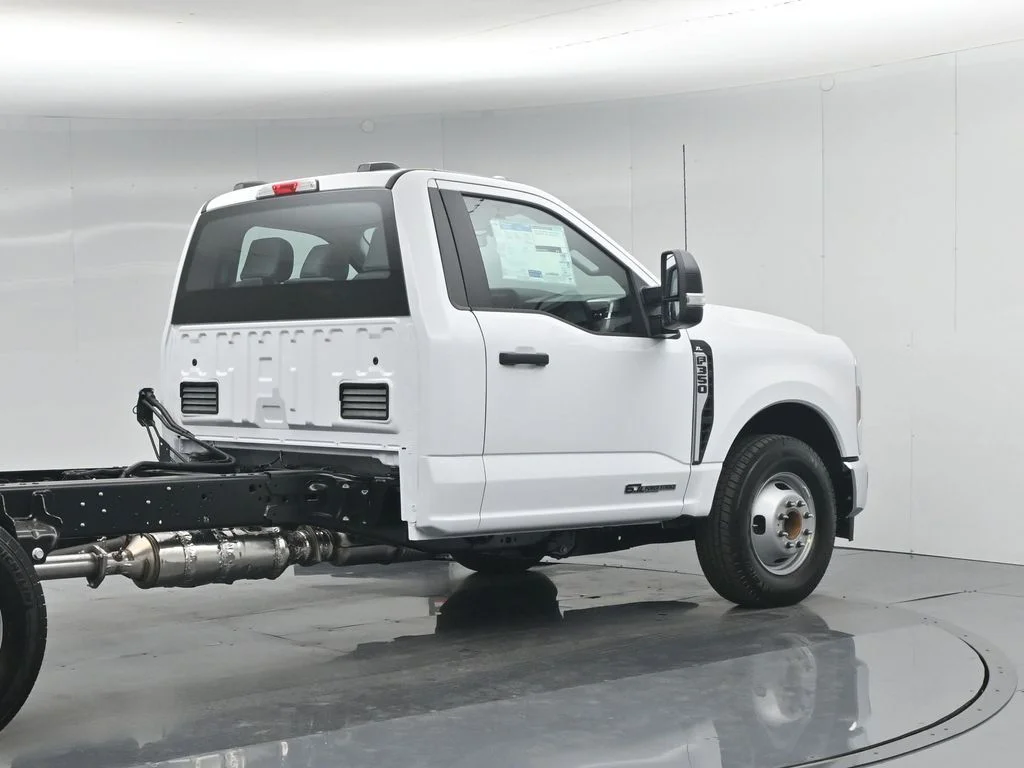 New 2026 White Ford XL image 21