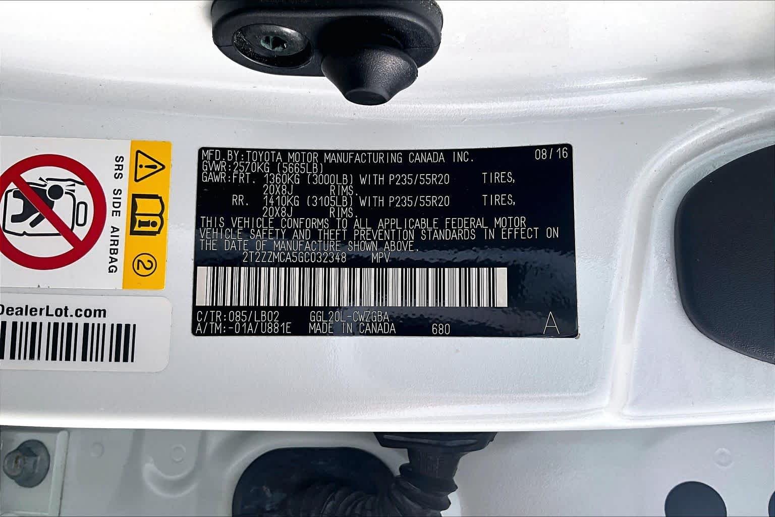 Used 2016 Eminent White Pearl Lexus  image 29