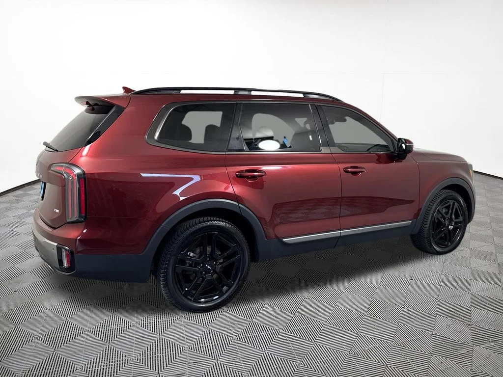 Used 2023 Red Kia SX X-Line image 9