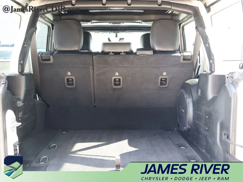Used 2023 White Jeep Rubicon 4xe image 14