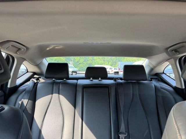 Used 2021 Silver Acura Technology Package image 6