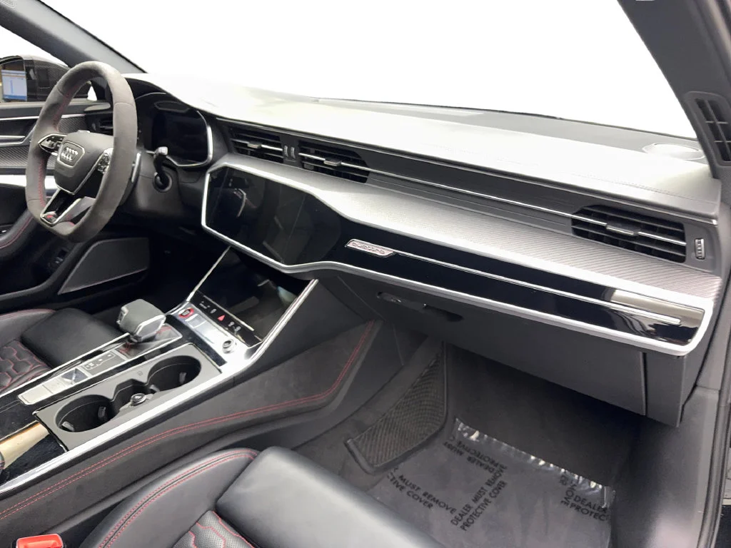 Used 2022  Audi 4.2 image 52