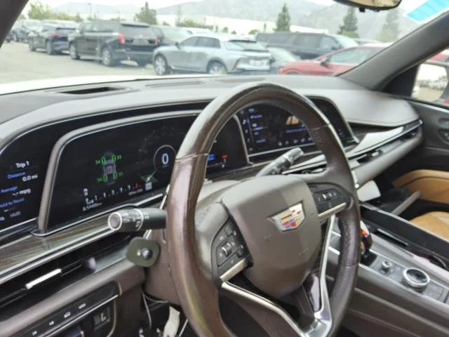 Used 2021 CRYSTAL WHITE TRICOAT Cadillac Sport image 6
