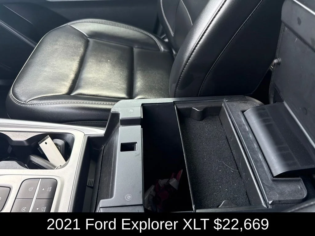 Used 2021 Black Ford XLT image 33