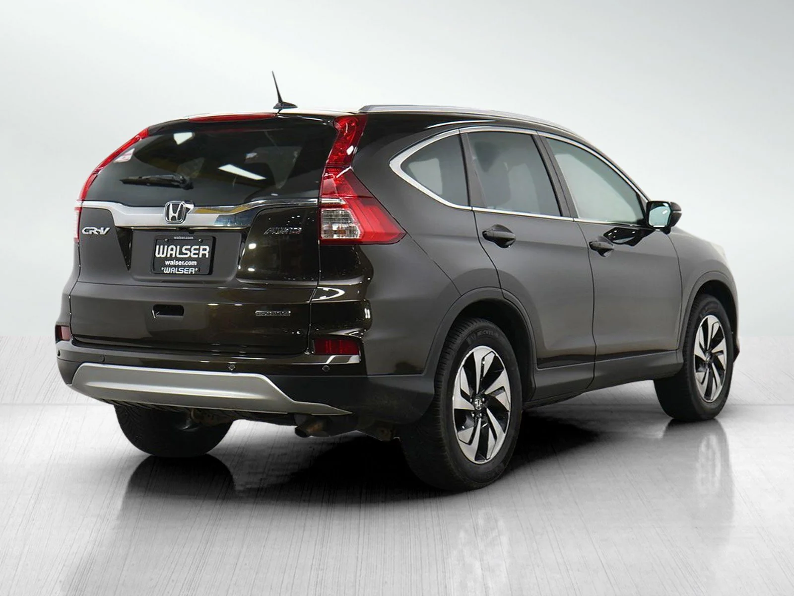 Used 2015 Black Honda 4D WAGON TOURING 4WD image 5