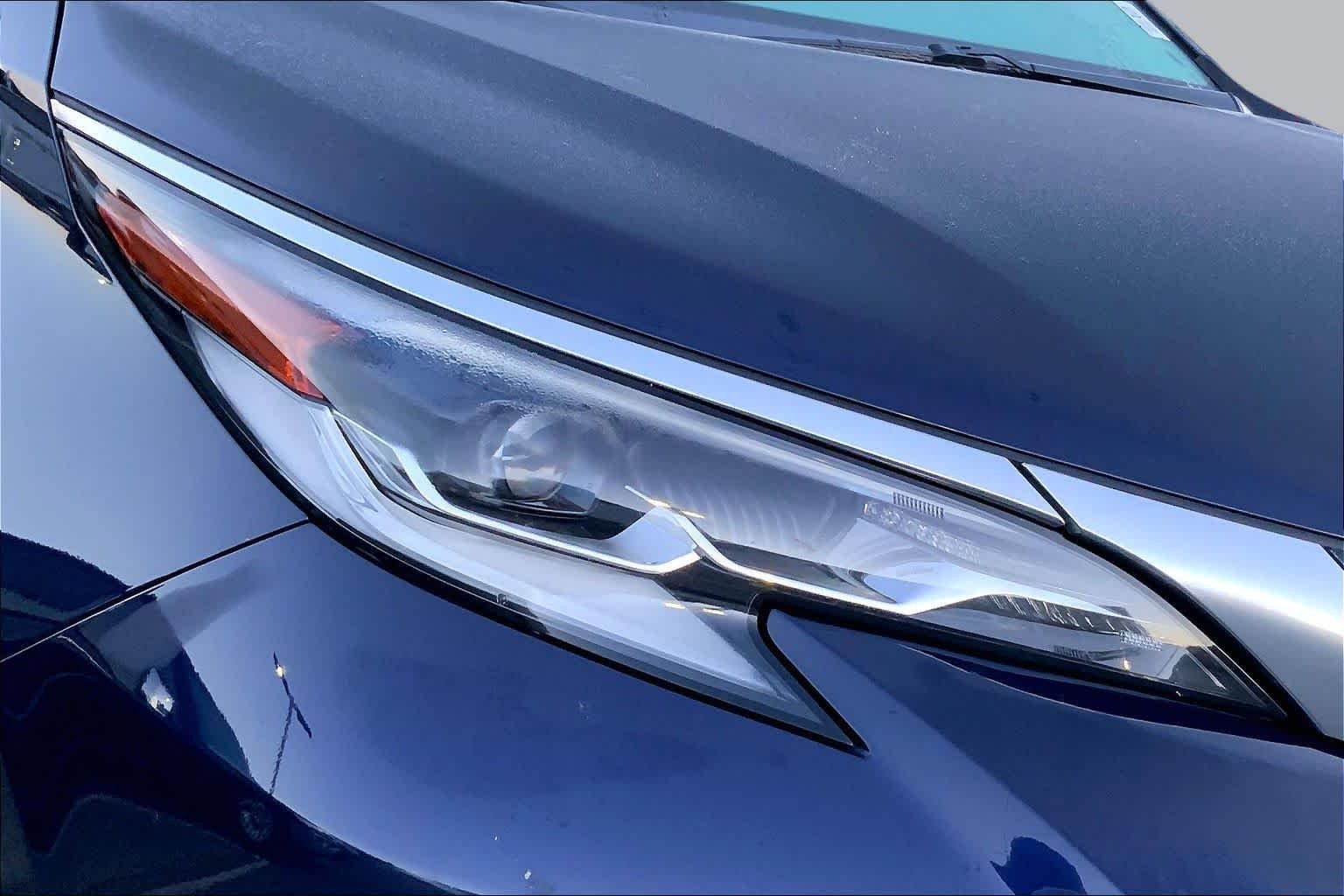 Used 2022 Blueprint Toyota Platinum image 24